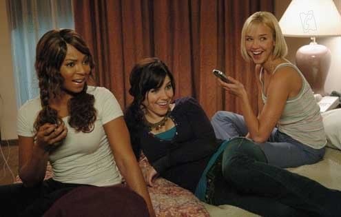 Todas contra John : Foto Betty Thomas, Arielle Kebbel