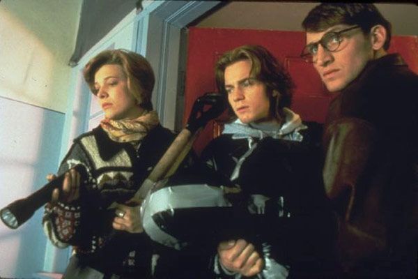 Tumba al ras de la tierra : Foto Kerry Fox, Christopher Eccleston, Ewan McGregor