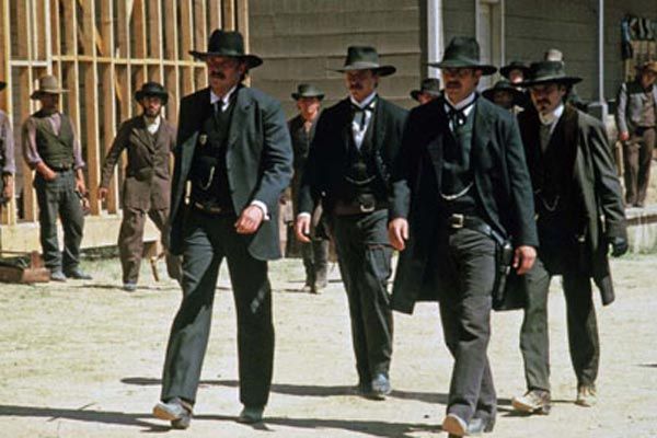 Wyatt Earp : Foto Kevin Costner, Linden Ashby, Dennis Quaid, Michael Madsen