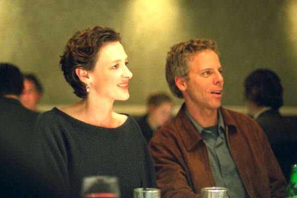 Amigos con dinero : Foto Joan Cusack, Greg Germann
