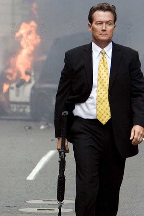 El Marine : Foto Robert Patrick, John Bonito