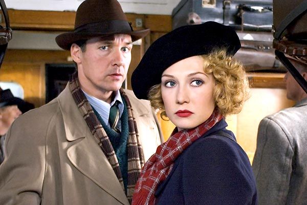 El libro negro : Foto Carice van Houten