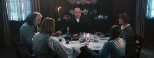 Apariciones : Foto Donald Sutherland, Sissy Spacek