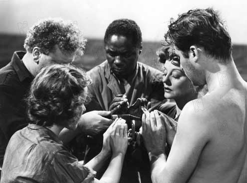 Náufragos : Foto Alfred Hitchcock