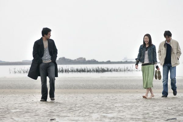 Woman on the Beach : Foto