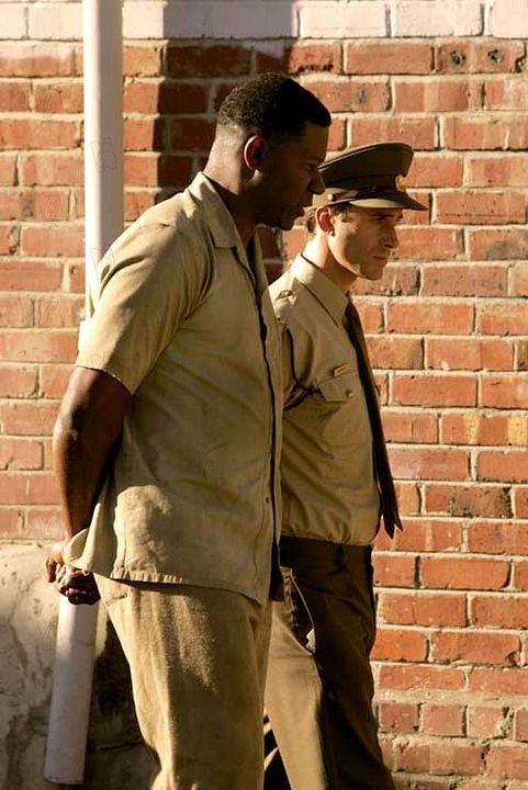 Foto Dennis Haysbert, Joseph Fiennes