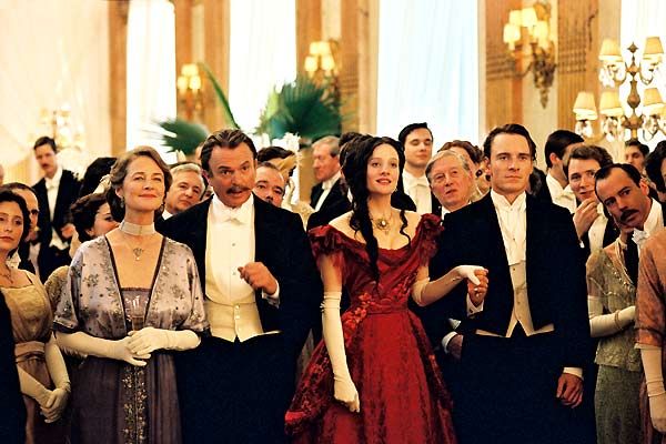 Foto Michael Fassbender, Charlotte Rampling, Romola Garai, Sam Neill