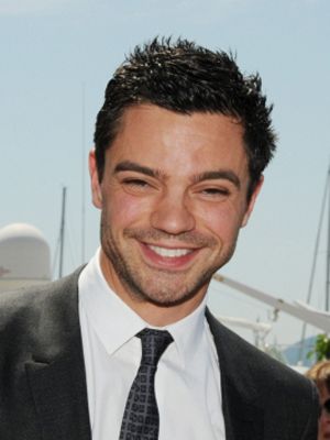 Póster Dominic Cooper