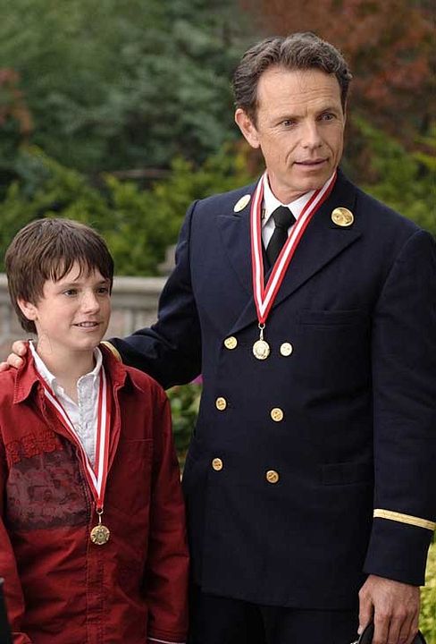 Foto Todd Holland, Bruce Greenwood, Josh Hutcherson