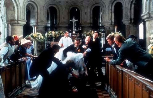 Cuatro bodas y un funeral : Foto Mike Newell, John Hannah