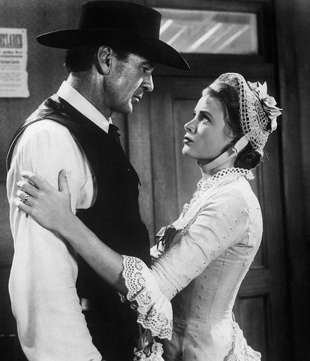 A la hora señalada : Foto