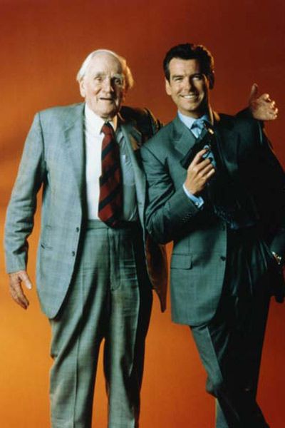 007: El mundo nunca es suficiente : Foto Desmond Llewelyn, Pierce Brosnan
