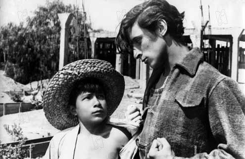 Los olvidados : Foto Luis Buñuel