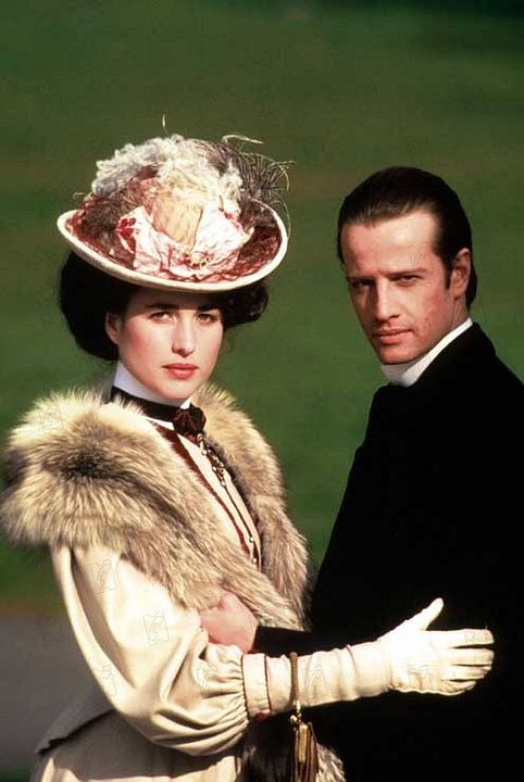 Foto Andie MacDowell, Christopher Lambert