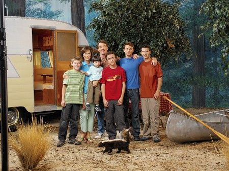 Foto Jane Kaczmarek, Frankie Muniz, Bryan Cranston, Erik Per Sullivan, Christopher Masterson, Justin Berfield