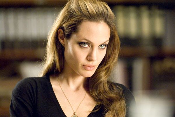 Se busca : Foto Angelina Jolie