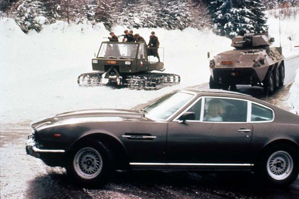 007: Su nombre es peligro : Foto