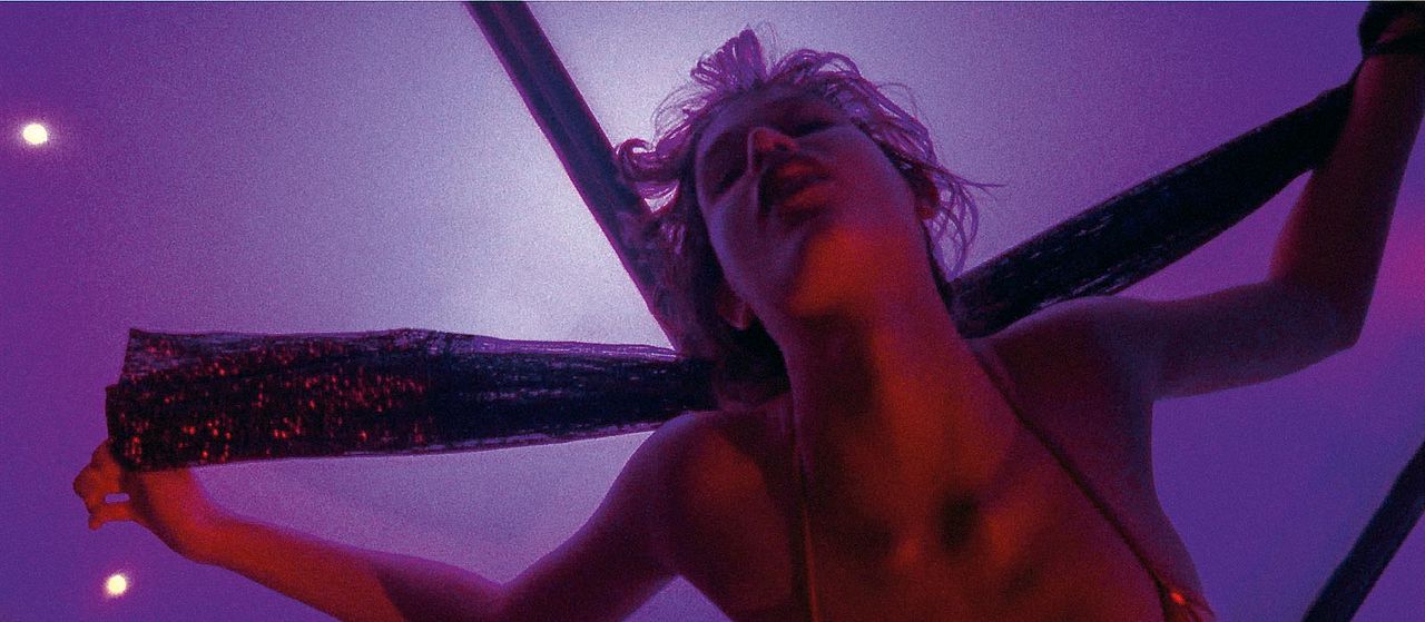 Enter the Void : Foto