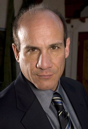 Póster Paul Ben-Victor