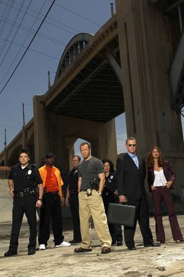 Foto Mykelti Williamson, Gary Basaraba, Lana Parrilla, Neal McDonough