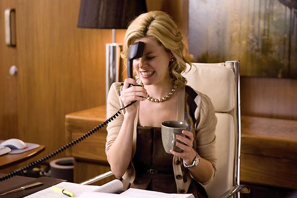 Un par nada ejemplar : Foto Elizabeth Banks