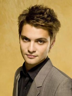 Póster Luke Grimes