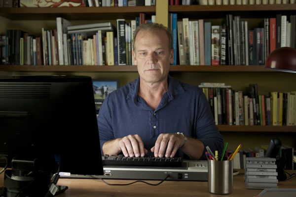 Los abrazos rotos : Foto Lluis Homar