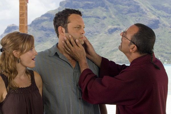Foto Vince Vaughn, Peter Billingsley, Jean Reno, Malin Åkerman