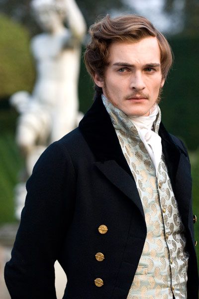 La reina joven : Foto Rupert Friend