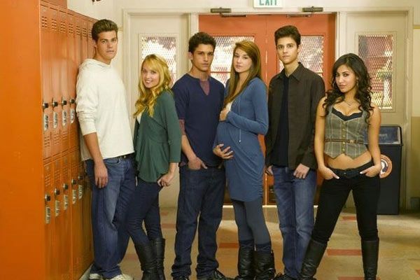 Foto Megan Park, Shailene Woodley, Francia Raisa