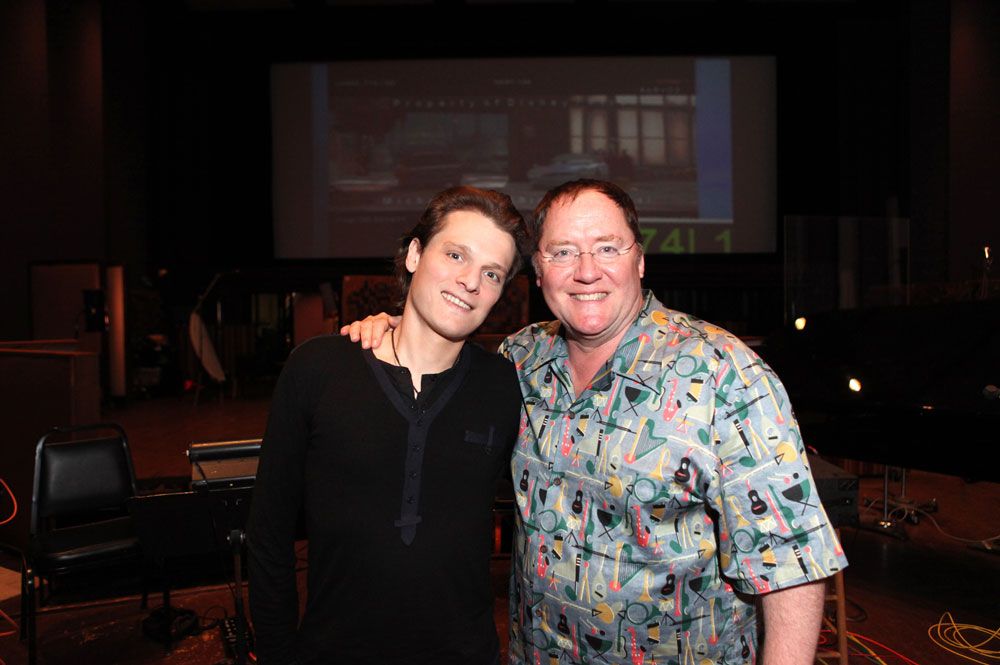 Cars 2: Una nueva aventura sobre ruedas : Cobertura de revista John Lasseter