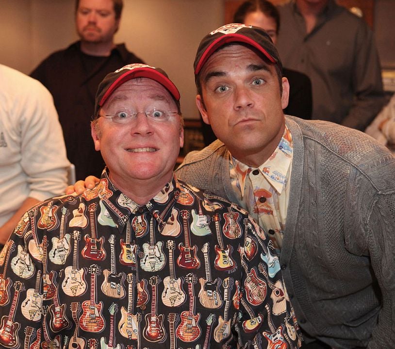 Cars 2: Una nueva aventura sobre ruedas : Cobertura de revista John Lasseter, Robbie Williams