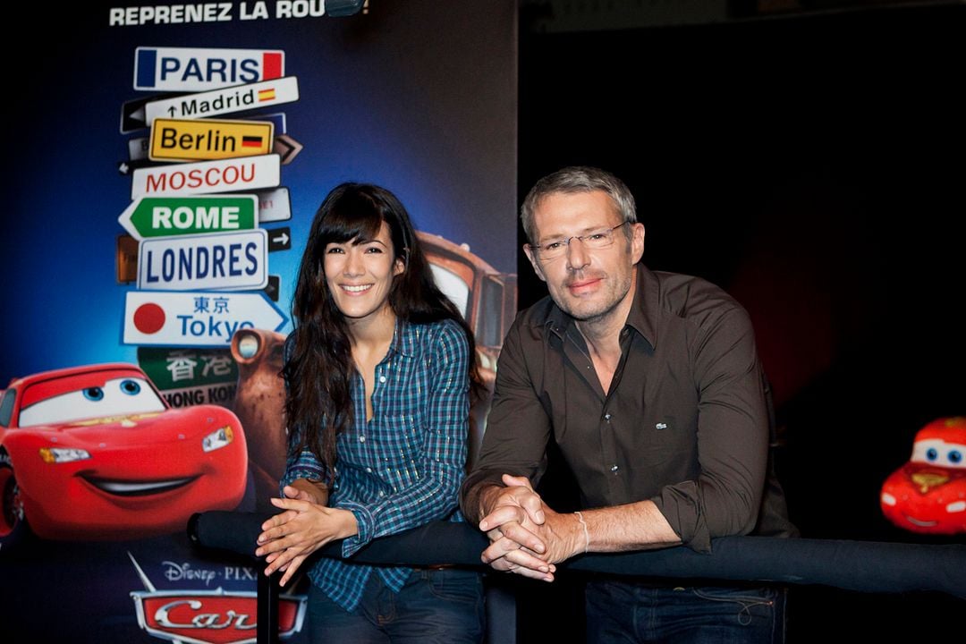 Cars 2: Una nueva aventura sobre ruedas : Foto Lambert Wilson, Mélanie Doutey