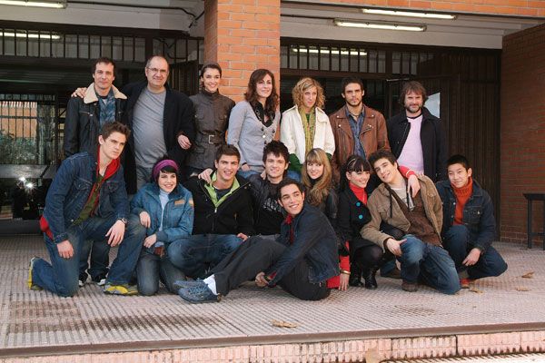 Foto Úrsula Corberó, Andrea Duro, Maxi Iglesias