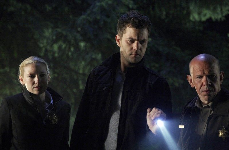 Foto Charles Martin Smith, Anna Torv, Joshua Jackson