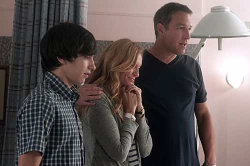 Foto Toni Collette, Keir Gilchrist, John Corbett