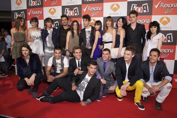 Foto Maxi Iglesias, Andrea Duro, Adam Jezierski, Úrsula Corberó, Sergio Mur