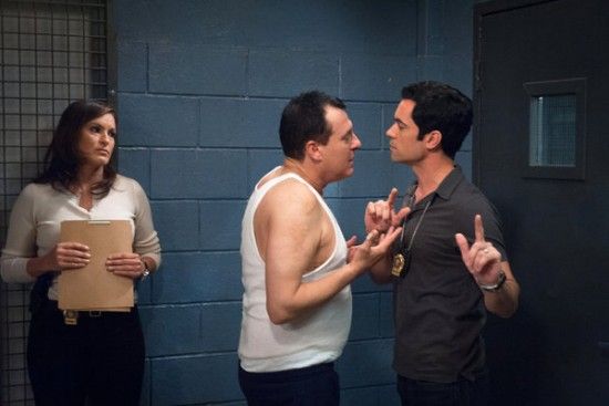 La Ley Y El Orden: UVE : Foto Danny Pino, Tom Sizemore, Mariska Hargitay