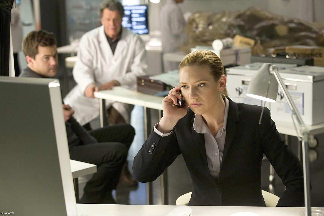 Foto Joshua Jackson, Anna Torv, John Noble
