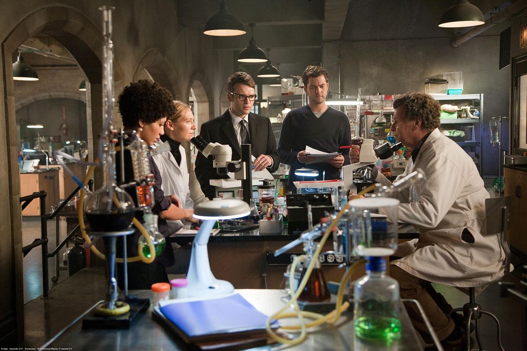 Fringe : Foto Anna Torv, John Noble, Joshua Jackson