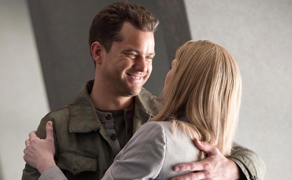 Fringe : Foto Anna Torv, Joshua Jackson