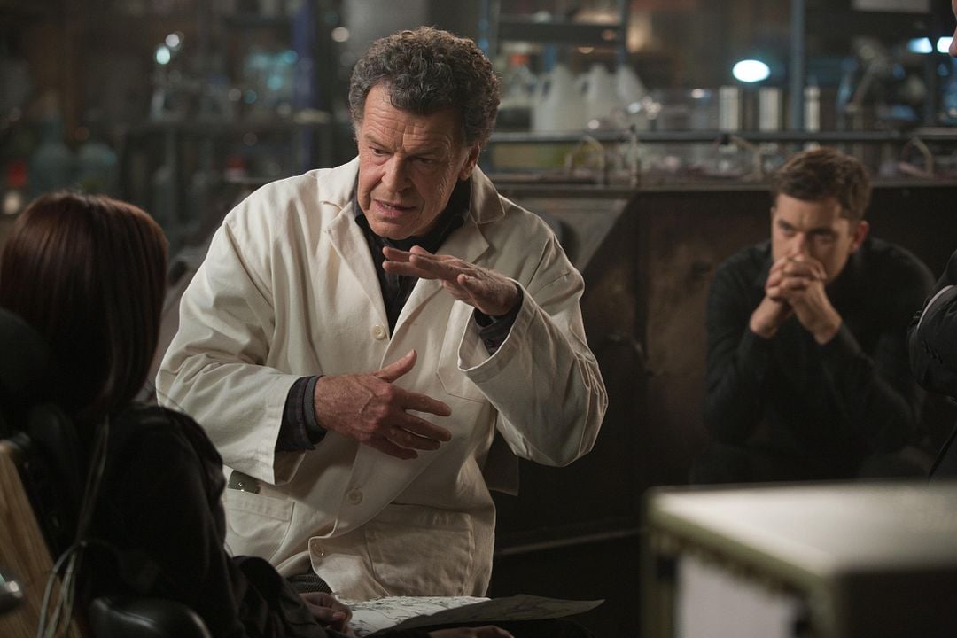 Fringe : Foto John Noble, Joshua Jackson