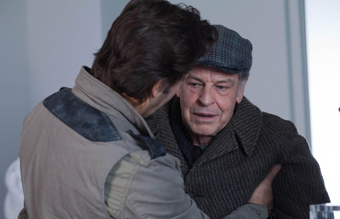 Fringe : Foto John Noble