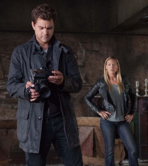 Fringe : Foto Anna Torv, Joshua Jackson