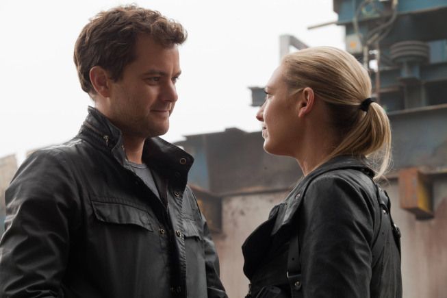 Fringe : Foto Joshua Jackson, Anna Torv