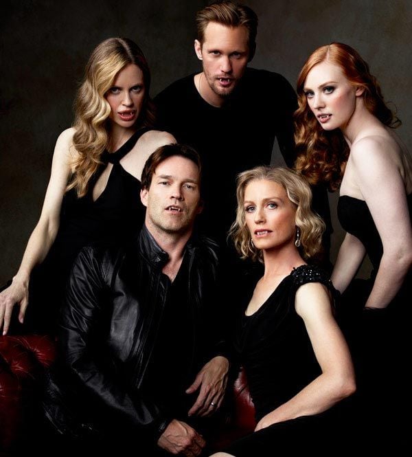 Foto Alexander Skarsgård, Stephen Moyer, Deborah Ann Woll, Kristin Bauer, Jessica Tuck