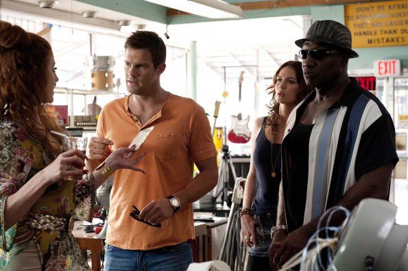 Bones : Foto Geoff Stults, Saffron Burrows, Michael Clarke Duncan