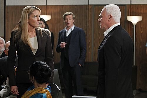 The Mentalist : Foto Louise Lombard, Malcolm McDowell
