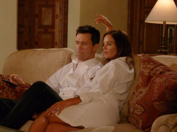 Foto Gabrielle Anwar, Jeffrey Donovan