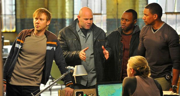 Foto Domenick Lombardozzi, Jimmi Simpson, Laz Alonso